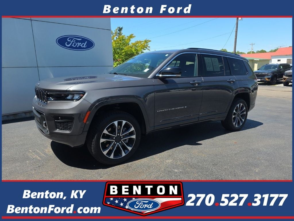 2023 Jeep Grand Cherokee L Overland in Baltic Gray Metallic Clearcoat — front three-quarter view