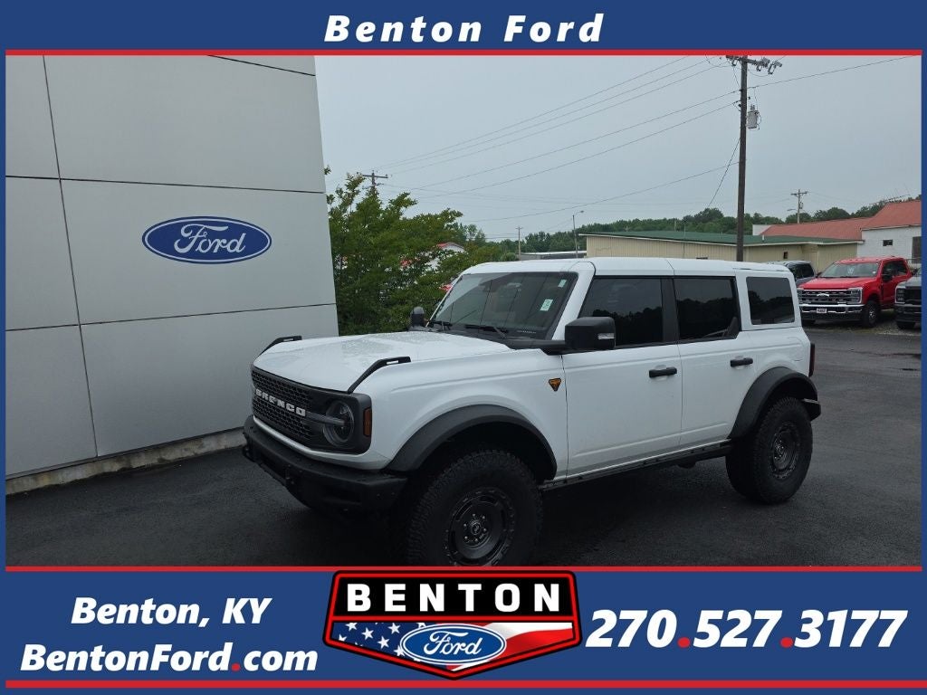2025 Ford Bronco Badlands in Oxford White — front three-quarter view