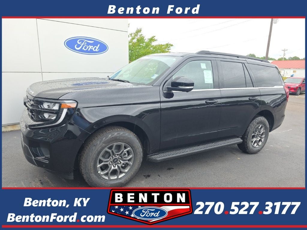 2026 Ford Expedition Active in Agate Black Metallic — front three-quarter view