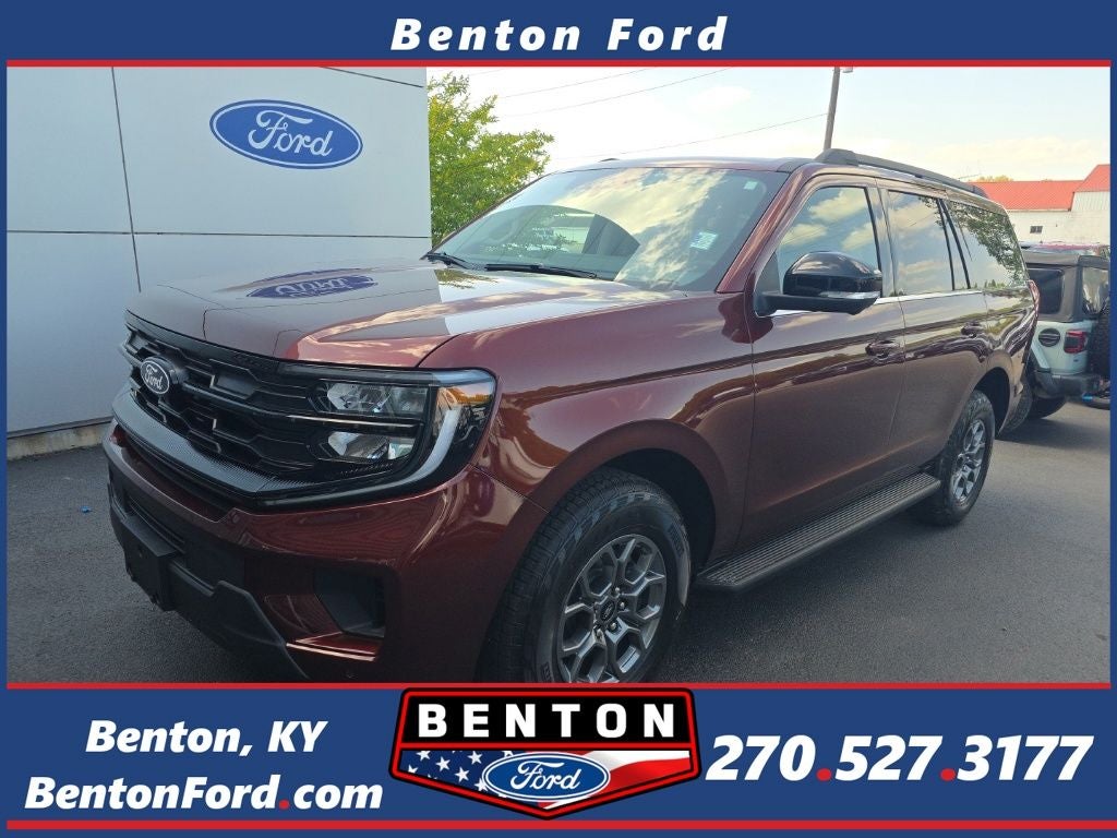 2027 Ford Expedition Active in Bronze Fire Metallic Tinted Clearcoat — front three-quarter view