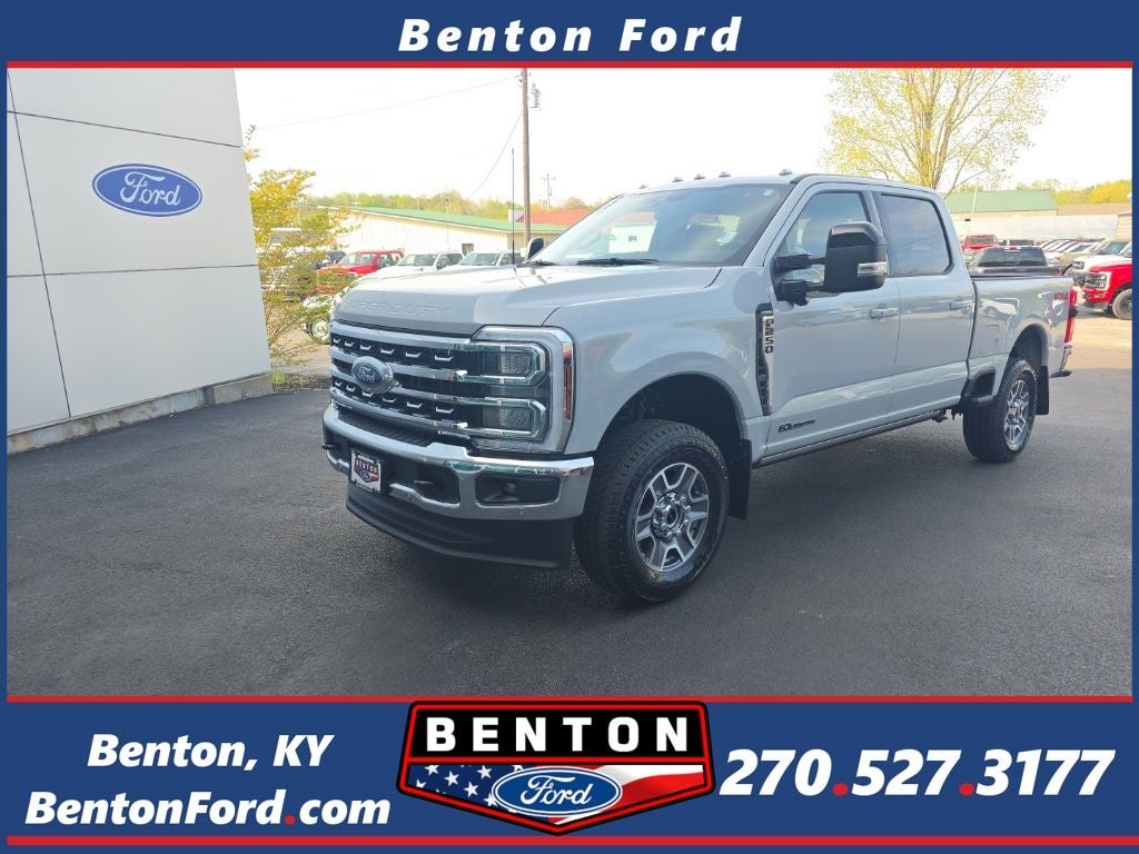 2026 Ford F-250SD Lariat in Avalanche — front three-quarter view