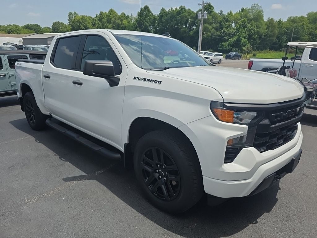 2024 Chevrolet Silverado 1500 — interior view