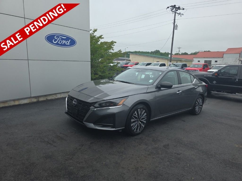 2025 Nissan Altima 2.5 SV in Gun Metallic — front three-quarter view